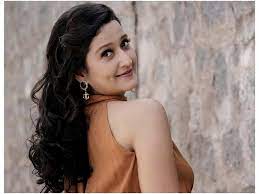 We are open for pick up & delivery order online Laila Maha Samudram Actress Laila S Latest Picture Will Leave You Spellbound Malayalam Movie News Times Of India