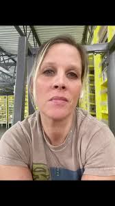 Amber Layton Overton (@amberlaytonoverto)