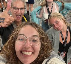 Title goes here, it can be long or short