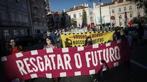 A manifestação foi pacífica e não houve qualquer intervenção policial. Manifestacao Em Lisboa Com Apelo Ao Governo Para Resgatar O Futuro