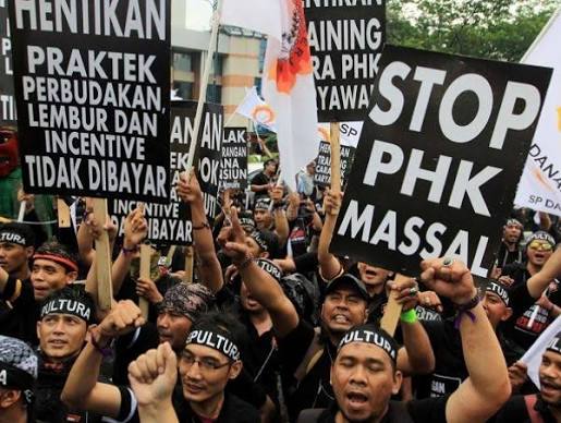 Mitigasi PHK Diperkuat lewat Dialog, Insentif Bisnis, dan Perlindungan Tenaga Kerja