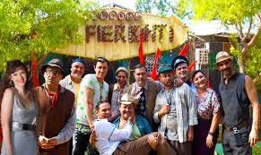 Las fierbinti sezonul 15 episodul 39 din 25 aprilie 2019. Las Fierbinti Loon Ro