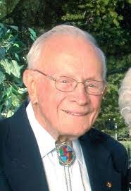 Reed Calhoun's Instagram, Twitter & Facebook