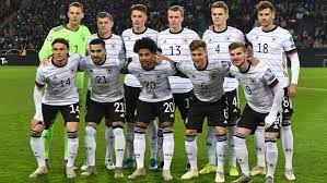 Mannschaft is a common german word meaning team in sports or crew in seafaring. Einzelkritik Zu Deutschland Weissrussland Die Mannschaft Das Zeugnis