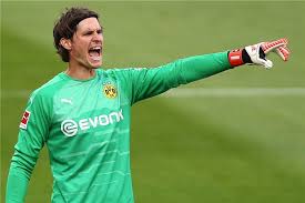 Augsburg aren't the flashiest team in the world, nor the most defensively sound, so hitz has had his fair share of goaltending to do over the. Bvb Neuzugang Wagt Noch Keine Kampfansage