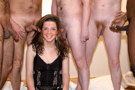 Tattooed Holly Hot MILF Scenes & Photos