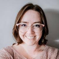 Erin Penney's Instagram, Twitter & Facebook