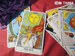 Cara baca kartu lawan langsung wd 18.9xx.xxx !!! Mau Mengenal Diri Sendiri Lewat Tarot Begini Caranya