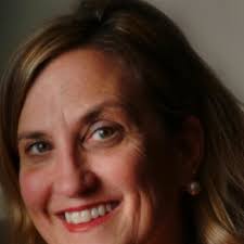 Congratulations to Stacey Putnam Ross for receiving the 2023 President's  Choice Award for all her outstanding marketing assistance to the Missouri  Economic Development Council (MEDC)! Economic…