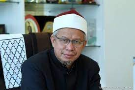Please email to sales@bernama.com for full details about this news. Religious Affairs Minister Zulkifli Mohamad Confirms Testing Positive For Covid 19 The Edge Markets