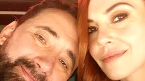 Non era underground (oggi avremmo detto indie) come altri a cui eravamo abituati ma non seguiva. Matrimonio Da Favola Per Federico Zampaglione Foto Serenata Chi E La Moglie Giglia Marra E I Rapporti Con L Ex Claudia Gerini