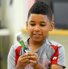 Banks-Caddell Second Graders Build Robots