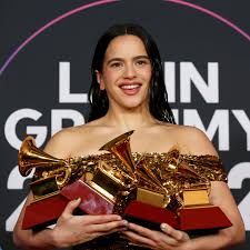 El cantante mexicano Fernando Allende estrena 'Un Millón de Besos' feat Red  Wine