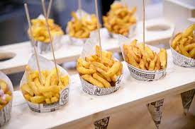 Dunked in mayonnaise, these potato bites are always a treat. Fry Away Belgian Fries Bukarest Menu Preise Restaurant Bewertungen Tripadvisor