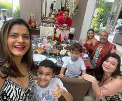Sikêra junior 01/12/2020 sikêra perde a paciência com xuxa: Maispb Fotos Mostram Sikera Em Almoco Com Familia