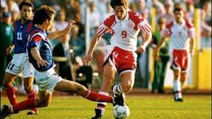 Im vorfeld des rennens wurden etliche fahrer zu mitfavoriten auf den sieg gezählt. Plus De Football Euro 92 Sur Auvio
