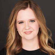 Amy Brittain's Instagram, Twitter & Facebook