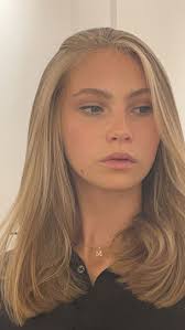 Sarah Register (sarahregister99)