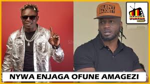 Download latest master kg songs / music. King Saha Bebe Cool Ekyakubuzza Amagezi Butanywa Njaga Bwolijjinywa Ojjakugafuna 15 2 Mb 11 04 Mp3 Data