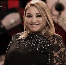 Edna Avila's Instagram, Twitter & Facebook