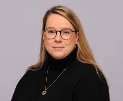 Author: Anne Bagamery