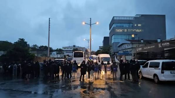 Halk TV'ye kayyım kararı dünya basınında: Muhalefete yönelik benzeri  görülmemiş hukukî baskı!