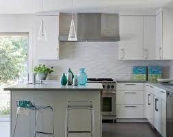 white wavy subway tiles backsplash
