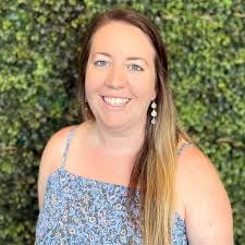 Debbie Belden's Instagram, Twitter & Facebook