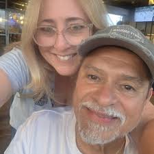 How do I buy? a replacement pizza stone? I can't find them anywhere.