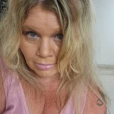 It is with a heavy heart and profound sadness, that we express our most  heartfelt sympathy to Syracuse Corvette Club member Donna Newman,