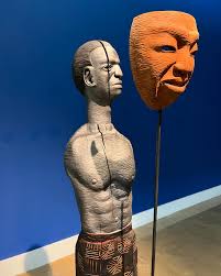 Huge congratulations to @reggieayivor1 as recipient of the 2024  International Sculpture Center Outstanding Student Achievement In  Contemporary Sculptural Award! So wonderful to see you grow during our time  together @eiu. Can't wait