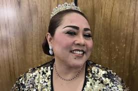 Tetap Kerja saat Masih Penyembuhan Kanker, Nunung Bahagia Dapat Banyak  Saweran