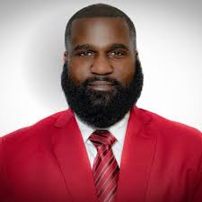 Kelley Storey (@kstorey12)