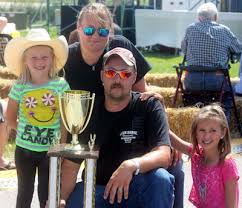 Miles of Memories' truck pays tribute to family and friends