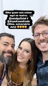 Sandy se declara para o namorado após aparição rara em stand-up de Fábio Porchat: 'Meu amor'
