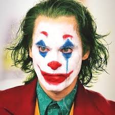 Omg His Eyes Joaquin Phoenix In Joker On Set Joaquinphoenix Joker Youwereneverreallyhere Dontworryhewontgetfa Joker Trucco Per Halloween Film Completi
