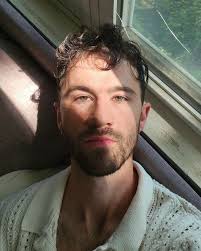 patrick dionne (@patrakleos) • Instagram photos and videos