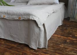 Hypoallergenic for sensitive sleepers, this bed skirt. Box Pleated Bed Skirt With Pleats On The Sides And Footboard 100 3hlinen Uk