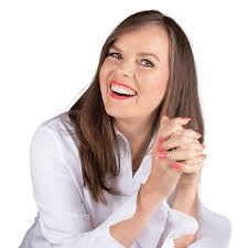 Lisa Petty's Instagram, Twitter & Facebook