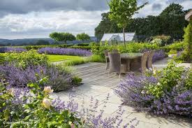 Pin By Marie Kring On Flowerbed Design Ideas English Garden Design Garden Design Pictures Cottage Garden