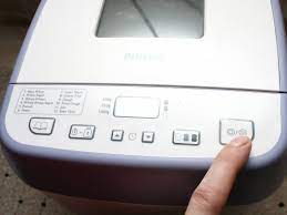 Learn how to use a bread machine with this video tutorial brought to you by baking mad. How To Use A Bread Machine 10 Steps With Pictures Wikihow