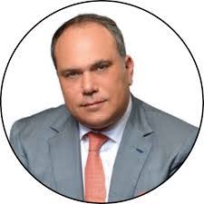 Dennis Stern's Instagram, Twitter & Facebook