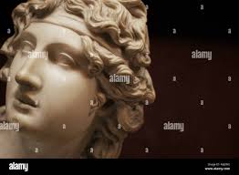 Smooth venus hi-res stock photography and images