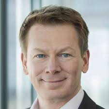 Meet Professor Chengguang Li