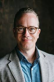 Derek Cummins's Instagram, Twitter & Facebook