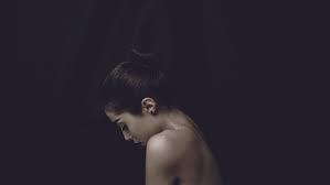 Every image can be downloaded in nearly every resolution to. Hd Wallpaper High Definition Girl 3840x2160 Black Background Studio Shot Wallpaper Flare