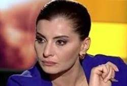 Liseyi ankara tevfik fikret lisesi'nde okudu. Hande Firat Kimdir Kac Yasinda Nereli Biyografisi