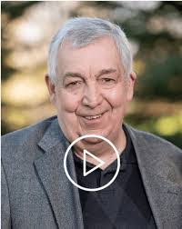 Meredith Hillman's Instagram, Twitter & Facebook