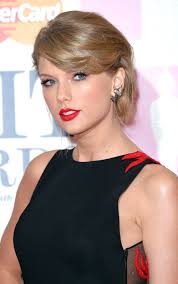 24 great bob haircuts for every type of hair. 19 Side Fringe Hairstyles For 2021 Celebrity Inspiration