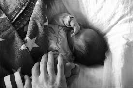 He is the head coach of german club borussia dortmund. Bvb Kapitan Marco Reus Und Freundin Scarlett Gartmann Im Baby Gluck